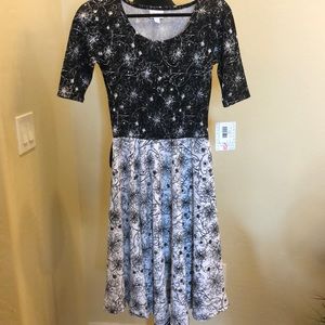 LuLaRoe Nicole Dress